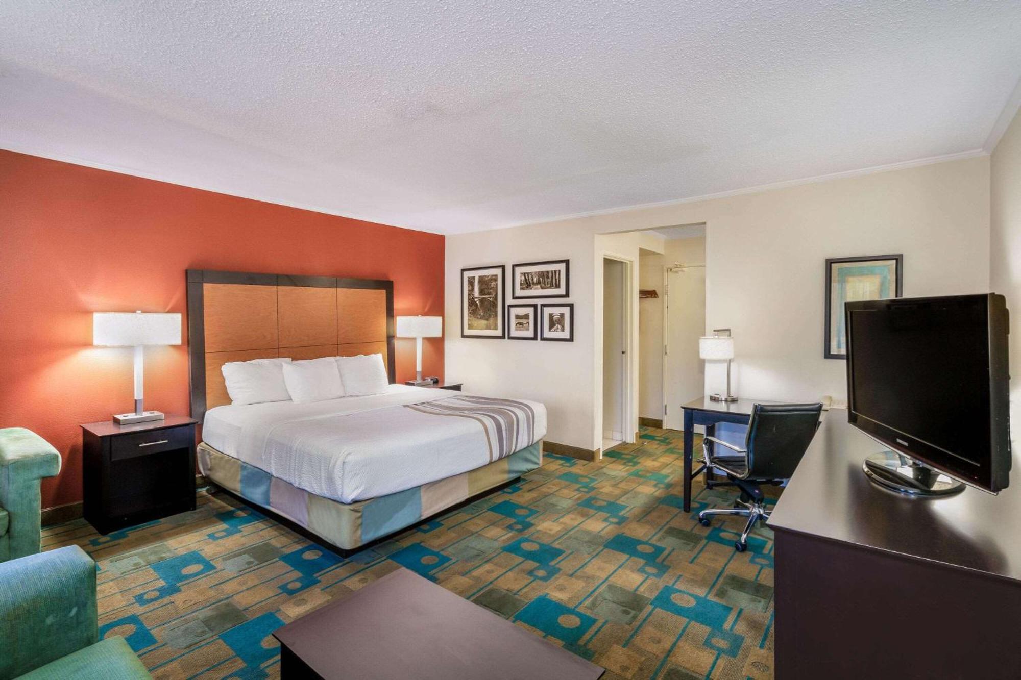 Hotel Baymont By Wyndham Meridian