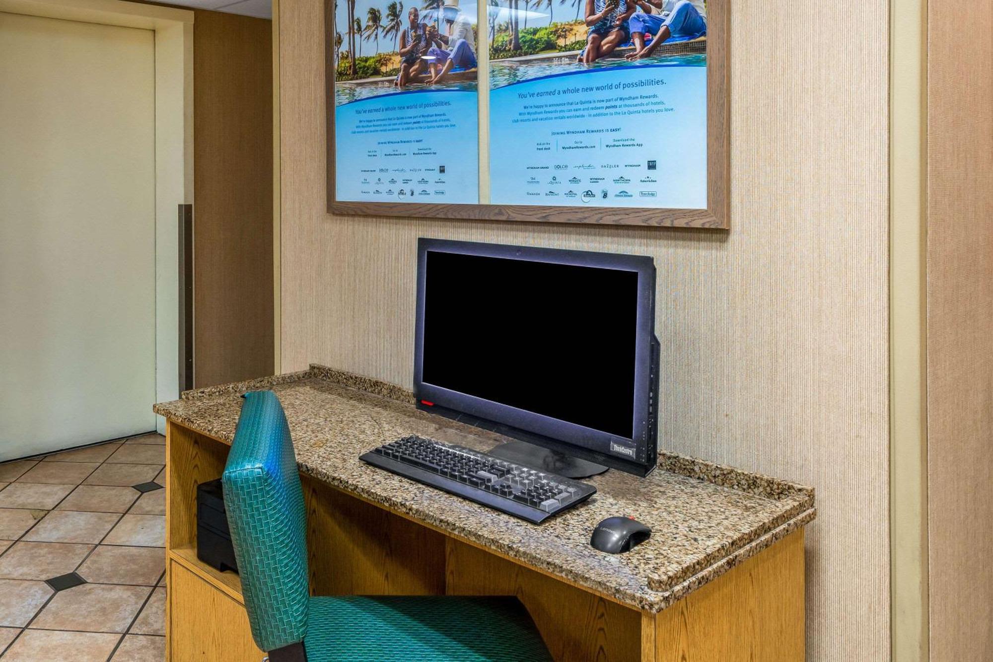 Hotel Baymont By Wyndham Meridian